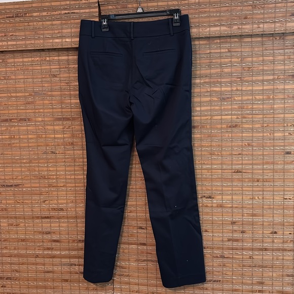 Jacket
24 in arm length
21.5
Dry cleaned
No stains, no rips or tears
6 x31 - Picture 6 of 8